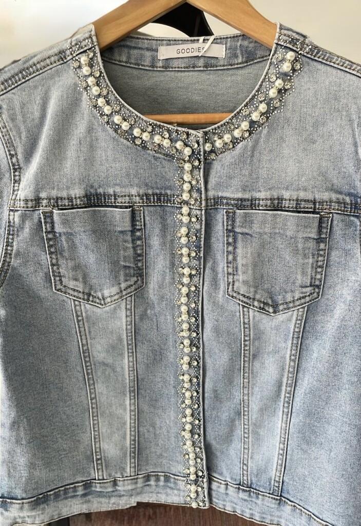 Women's denim jacket